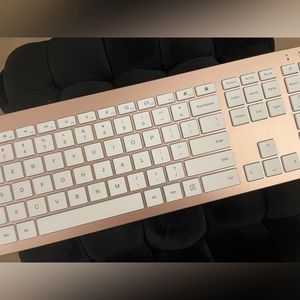 Rose gold wireless key board